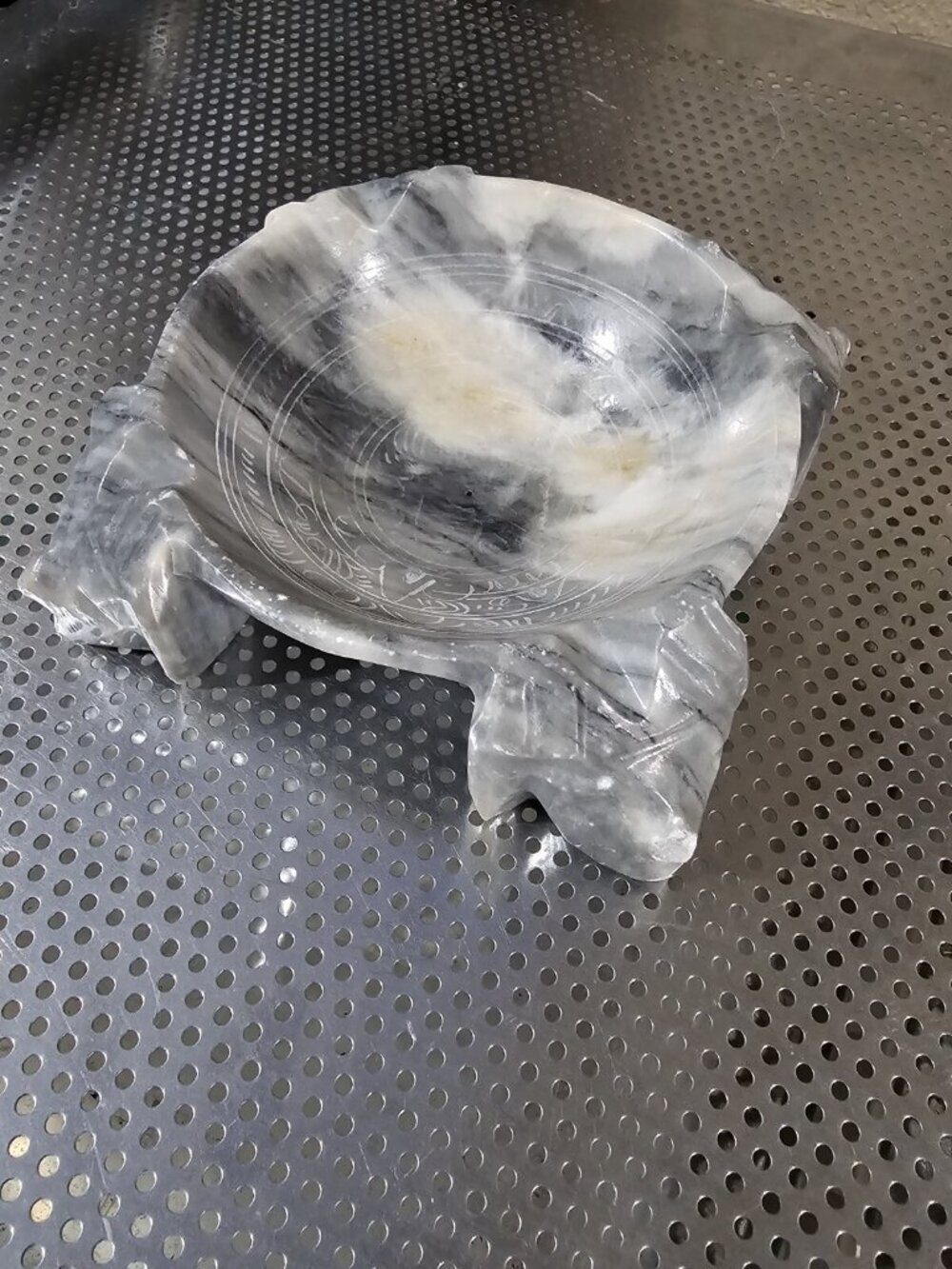 Vintage Mayan Aztec Etch Marble Ashtray Gray White Catch All